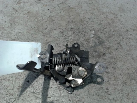 SERRURE CAPOT TOYOTA YARIS II 2010-