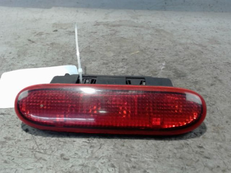 FEUX STOP SUPPLEMENTAIRE RENAULT CLIO I PH.3 96-98