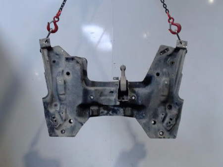 BERCEAU MOTEUR AVANT PEUGEOT 2008