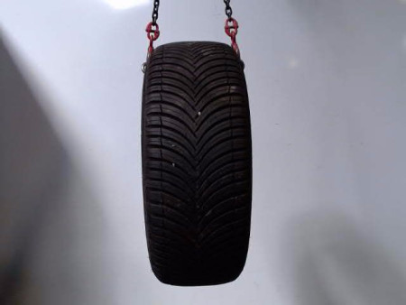 Pneu KLEBER QUADRAXER SUV 215 55 18 99 V