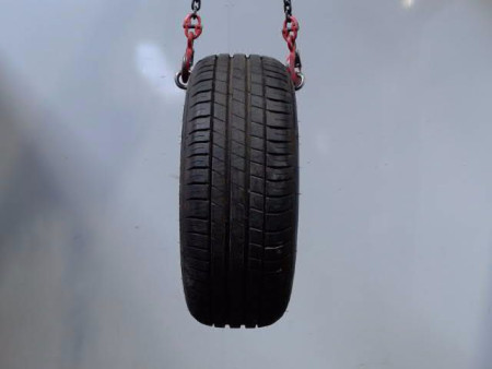 Pneu BF GOODRICH ADVANTAGE 185 55 15 82 V