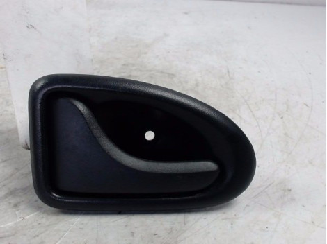 POIGNEE INTERIEURE PORTE AVANT GAUCHE DACIA LOGAN 4 P 05-08