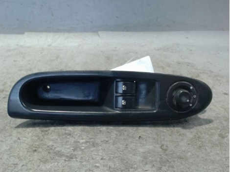 COMMANDE LEVE-GLACE PORTE AVG RENAULT CLIO II CAMPUS 06-