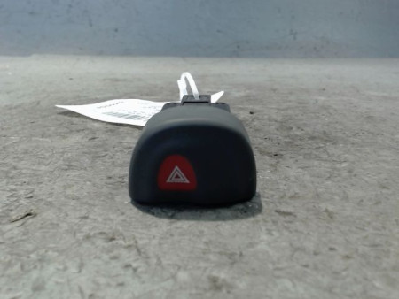 BOUTON DE WARNING RENAULT SCENIC I PH2 99-03
