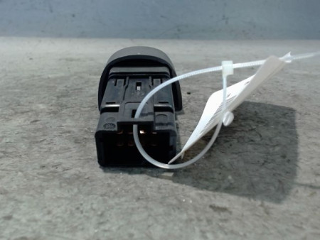 BOUTON DE WARNING RENAULT SCENIC I PH2 99-03