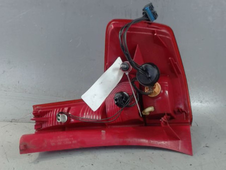 FEU ARRIERE GAUCHE  CITROEN C4 2008-