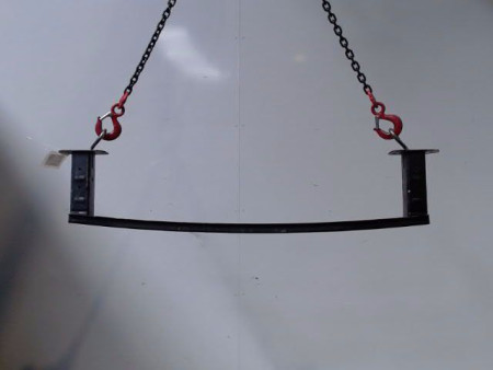 TRAVERSE INFERIEURE ARMATURE AVANT OPEL MOKKA