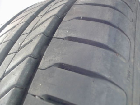 Pneu CONTINENTAL ULTRACONTACT 185 60 15 84 H
