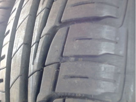 Paire de pneus UNIROYAL RAIN EXPERT 5 175 65 14 82 T