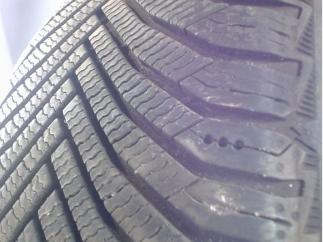 Pneu MICHELIN ALPIN 7 215 65 16 98 H