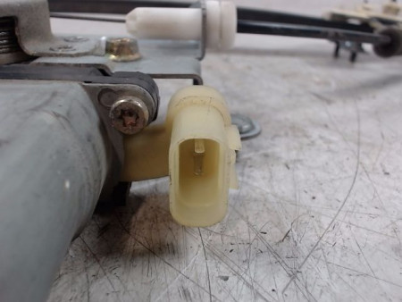 MECANISME+MOTEUR LEVE-GLACE AVANT DROIT KIA PICANTO