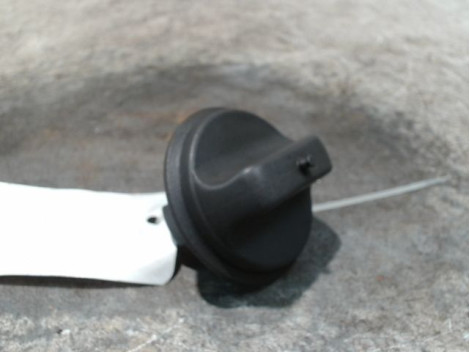 BOUCHON RESERVOIR A CARBURANT RENAULT LAGUNA II 00-2005