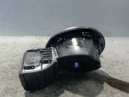 VOLET DE TRAPPE CARBURANT RENAULT SCENIC III 2009-