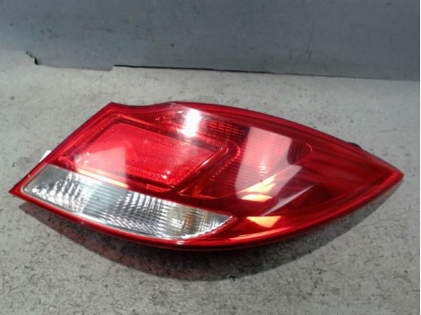 FEU ARRIERE DROIT OPEL INSIGNIA