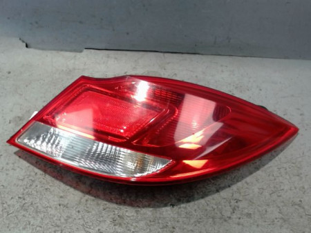 FEU ARRIERE DROIT OPEL INSIGNIA