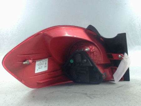 FEU ARRIERE DROIT RENAULT CLIO III ESTATE 2008-