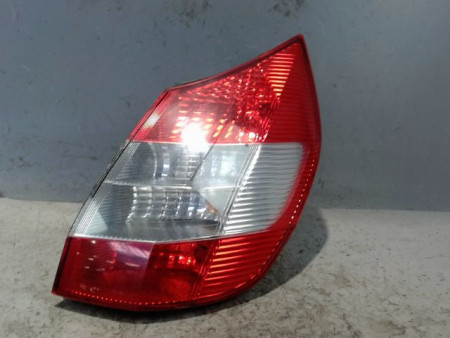 FEU ARRIERE DROIT RENAULT SCENIC II PH1 02-06