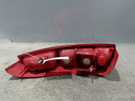FEU ARRIERE GAUCHE  PEUGEOT 807