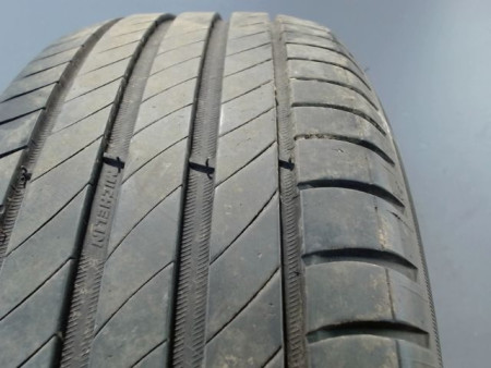 Pneu MICHELIN PRIMACY 4 185 65 15 88 T
