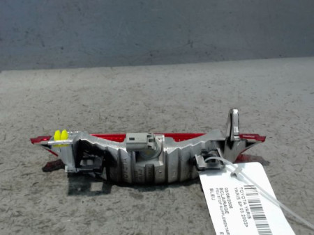 FEUX STOP SUPPLEMENTAIRE TOYOTA YARIS 2003-