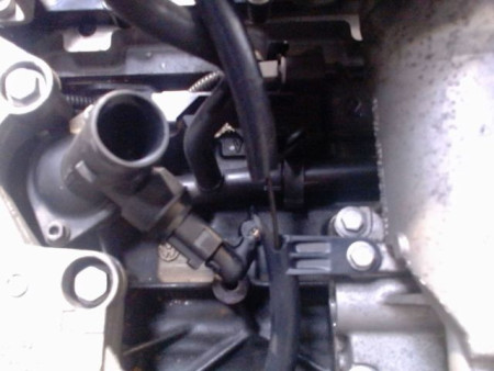 MOTEUR DIESEL VOLKSWAGEN GOLF V 2003-2009 2.0 TDI