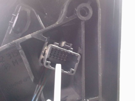 RETROVISEUR EXTERIEUR ELECTRIQUE DROIT RENAULT MEGANE III ESTATE 09-