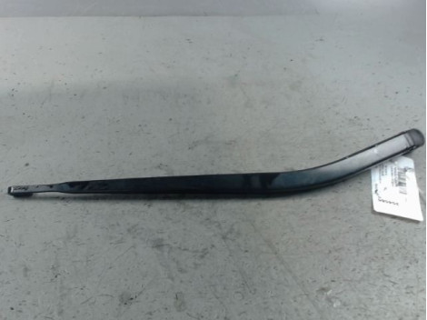 BRAS ESSUIE-GLACE ARRIERE RENAULT LAGUNA III 2009-
