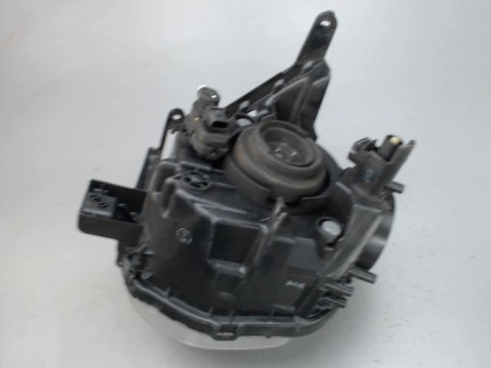 PHARE DROIT NISSAN JUKE