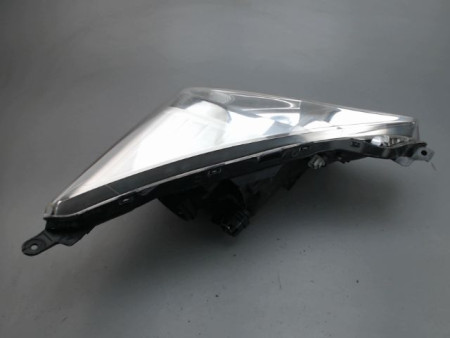 PHARE GAUCHE TOYOTA VERSO-S