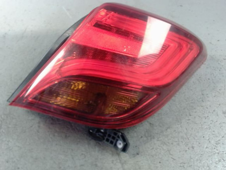 FEU ARRIERE DROIT TOYOTA YARIS II 2010-