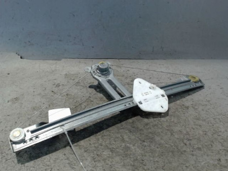 MECANISME LEVE-GLACE AVANT DROIT DACIA LOGAN 4 P 05-08