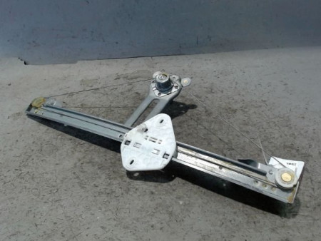 MECANISME LEVE-GLACE AVANT GAUCHE DACIA LOGAN 4 P 05-08