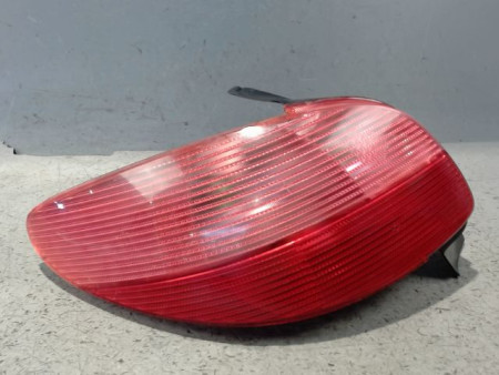 FEU ARRIERE GAUCHE  PEUGEOT 206 5P