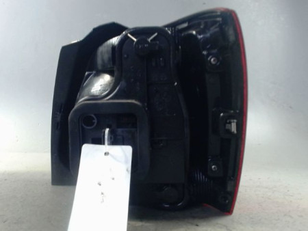 FEU ARRIERE GAUCHE  VOLKSWAGEN POLO 2009-