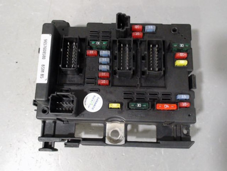 BOITE A FUSIBLES CITROEN C5 2001-2004