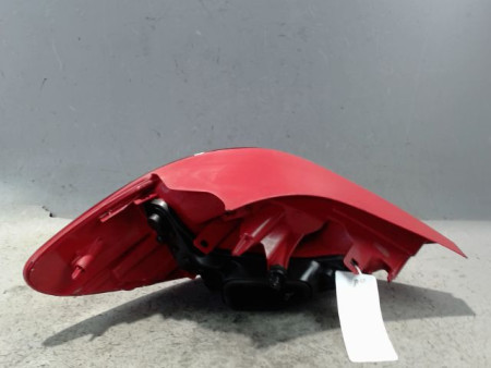 FEU ARRIERE DROIT PEUGEOT 207 2009-