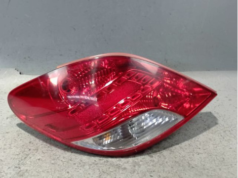 FEU ARRIERE GAUCHE  PEUGEOT 207 2009-