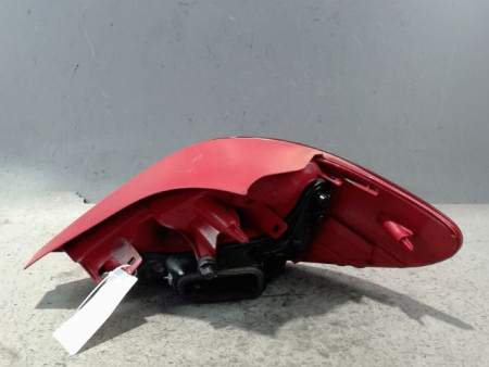 FEU ARRIERE GAUCHE  PEUGEOT 207 2009-