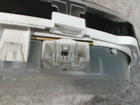BLOC COMPTEURS MAZDA MAZDA 6 2005-