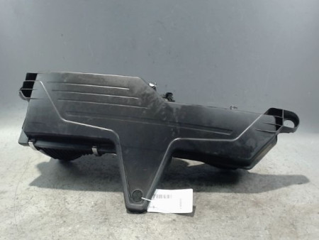 BOITIER FILTRE A AIR B.M.W. SERIE 1