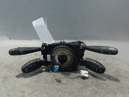 BLOC COMMODOS PEUGEOT 5008 2009-