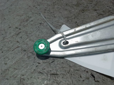 MECANISME LEVE-GLACE ARRIERE GAUCHE TOYOTA YARIS II 2010-