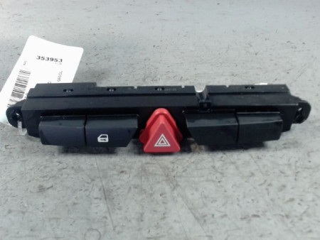 BOUTON DE WARNING KIA CEE-D