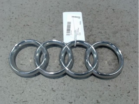 SIGLE CALANDRE AUDI A3 2003-