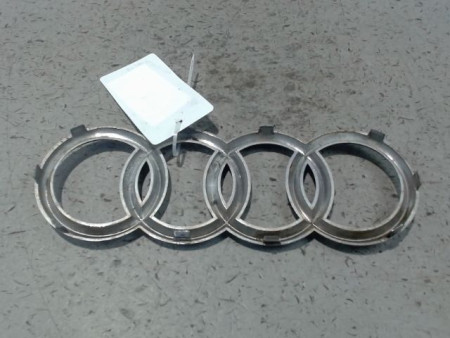 SIGLE CALANDRE AUDI A3 2003-