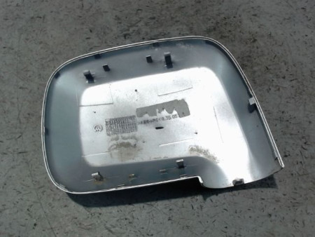 CARENAGE RETROVISEUR EXTERIEUR GAUCHE NISSAN TERRANO 2002-