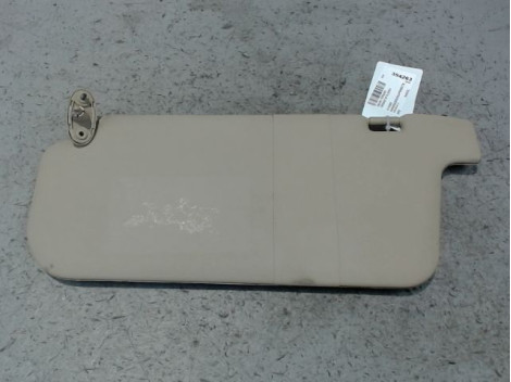 PARE-SOLEIL G NISSAN TERRANO 2002-