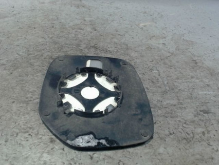 GLACE RETROVISEUR EXT G PEUGEOT PART 190C