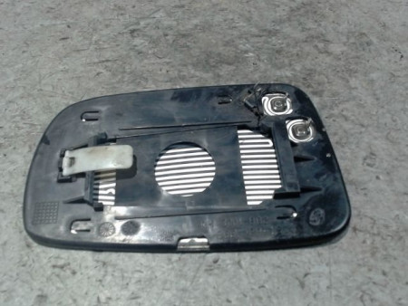 GLACE RETROVISEUR EXT D TOYOTA COROLLA VERSO 2004-2007
