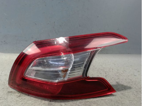 FEU ARRIERE DROIT PEUGEOT 308 2011-